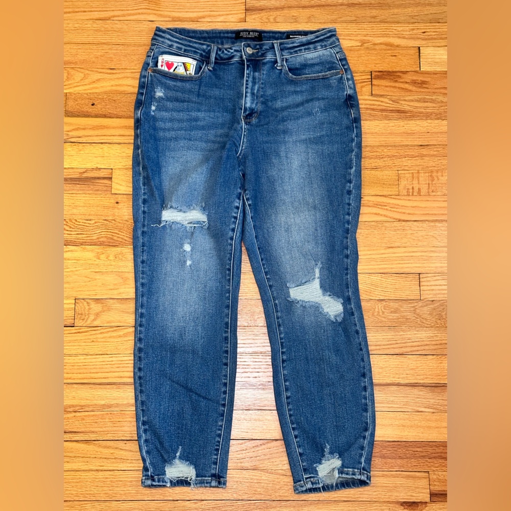 Judy Blue HW Queen of hearts, Boyfriend Jeans medium